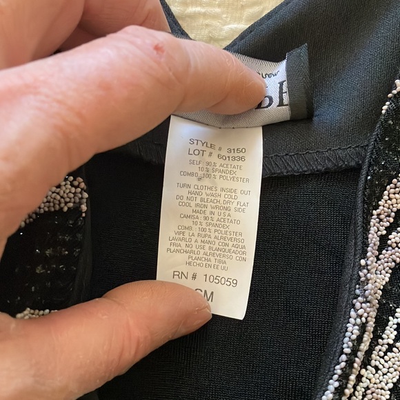 Fabulous bling tank top with V neckline and back. - Picture 4 of 7